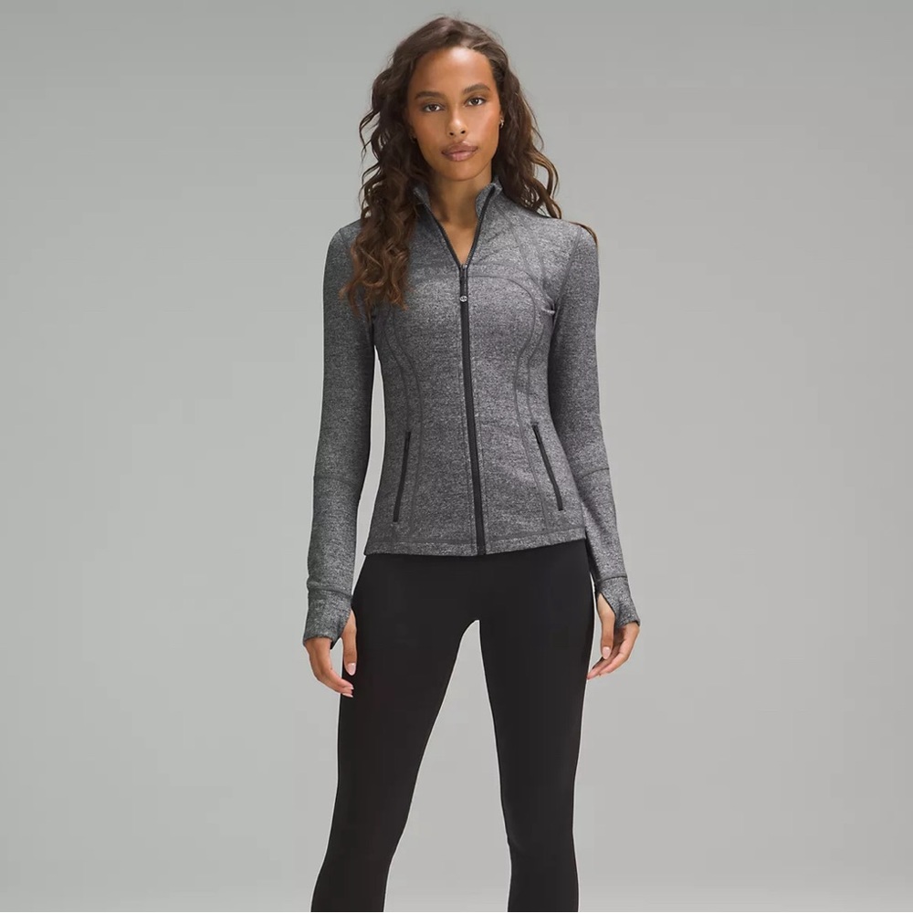 Lululemon Define Jacket Luon. Excellent used condition. Only worn twice. Size 2